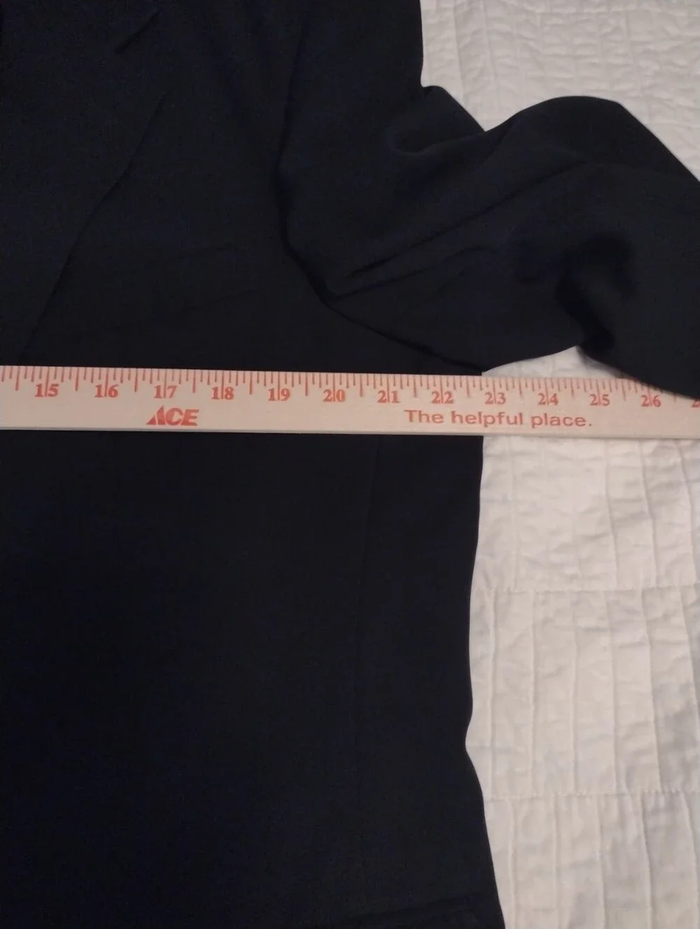 L.L. Bean Mens Black Blazer 42R Fully Lined Two Button Single Vent